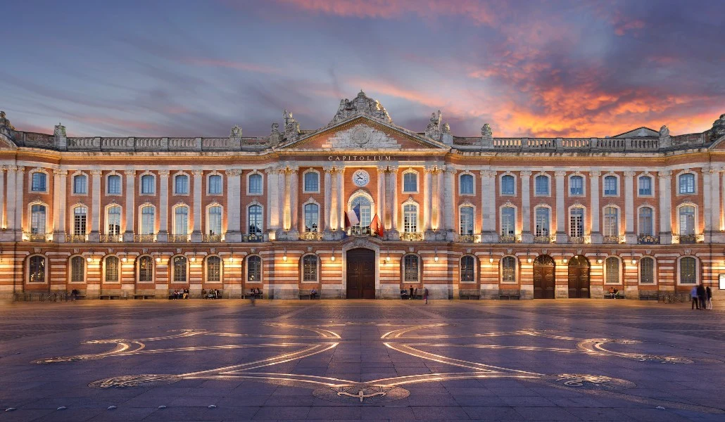 Capitole de Toulouse au coucher de soleil